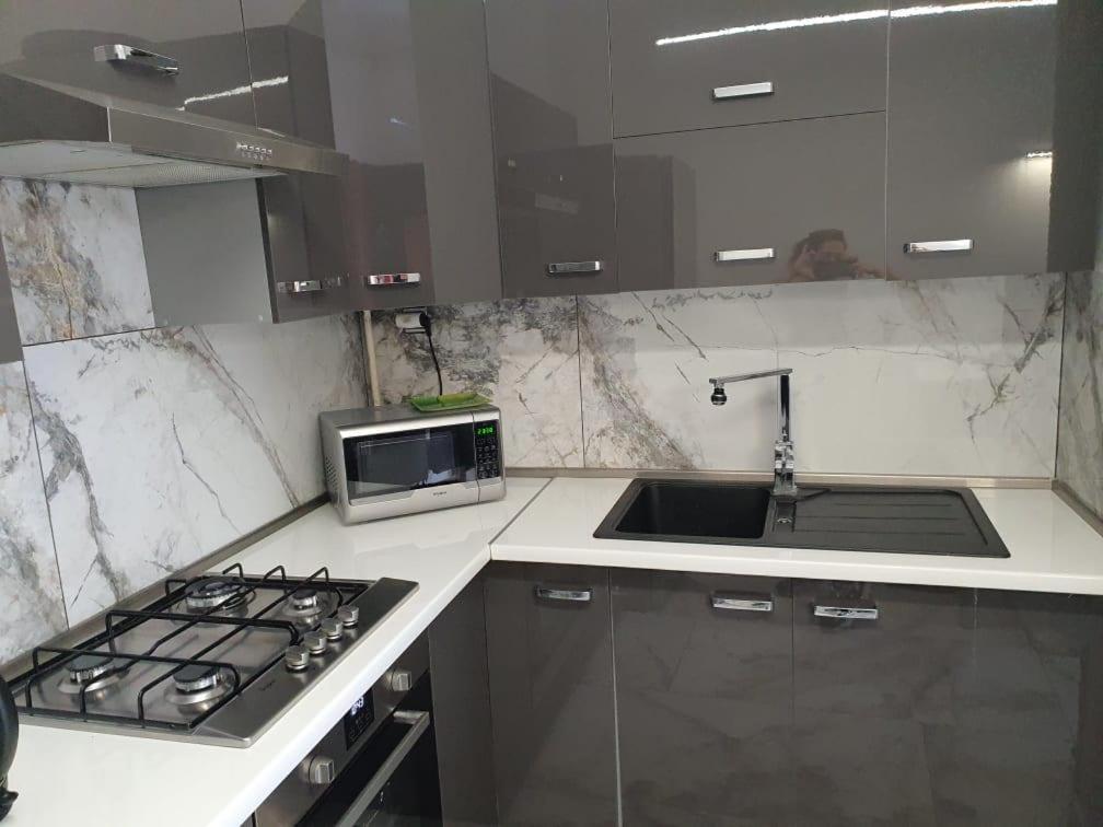 Monar City Center Apartment Free Parking Kosice Luaran gambar